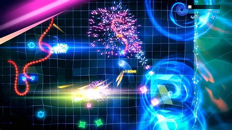 Geometry Wars: Retro Arcade Shoot 'Em Up Mayhem!