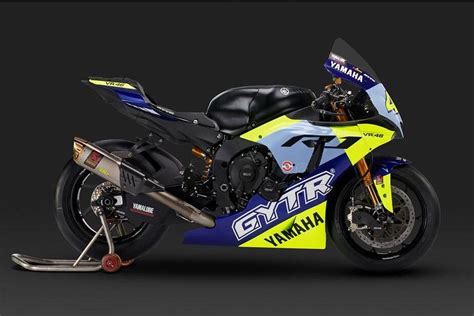 Yamaha Superbike: A Thundering Tribute to Two-Wheeled Glory!